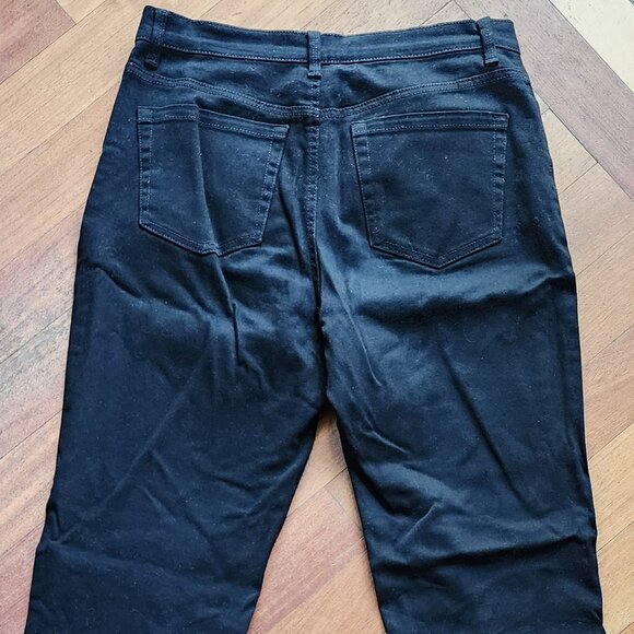 NWOT Gloria Vanderbilt Black "Amanda" Straight Leg Denim Size 8 - Picture 8 of 13